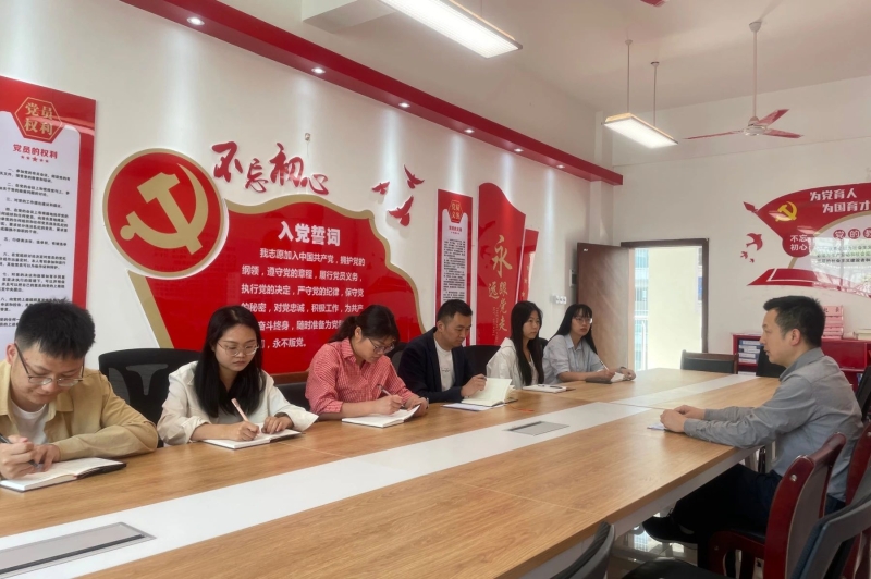 统筹部署保平安，筑牢防线迎五一——艺术系召开“五一”假期安全稳定工作专题会议