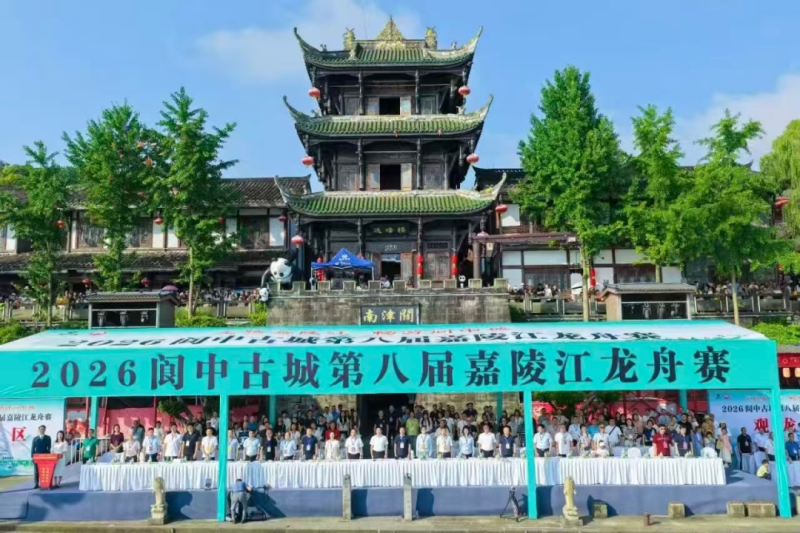 产教融合践初心，古镇实践传非遗——艺术系学子走进南津关解锁“文旅+美业”新课堂